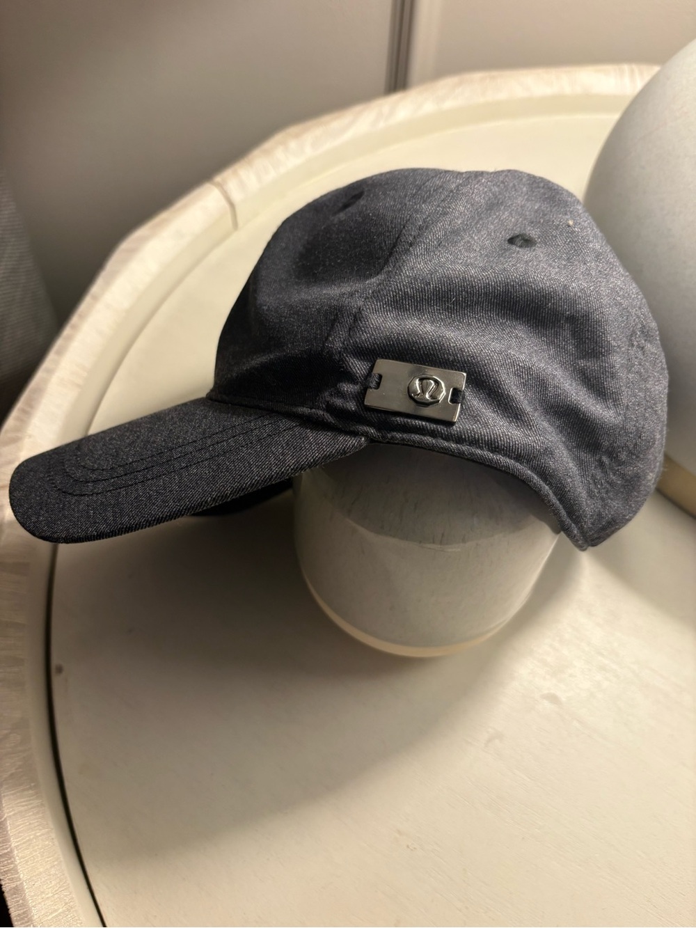 Lululemon Metal Logo Navy  Cap